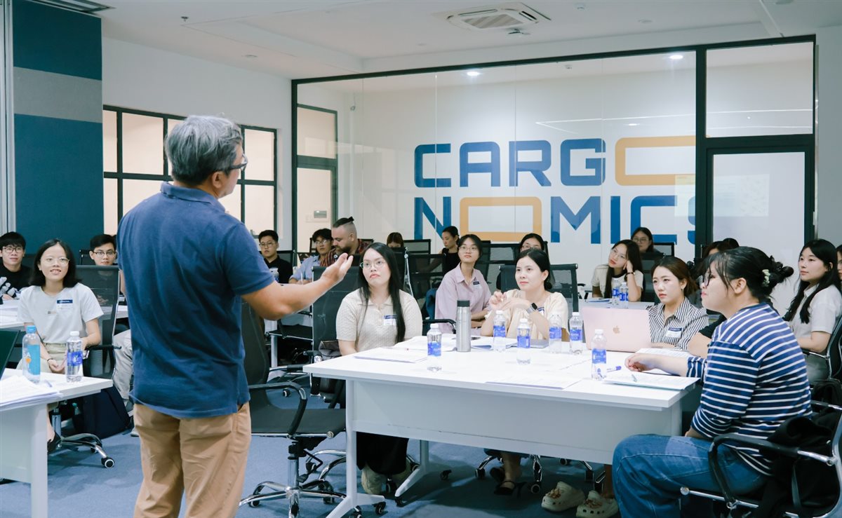 Cargonomics first cohort in the classroom, led by the instructor